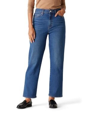 NWT Levi’s Signature Dark Blue High Rise Straight Jeans- 14